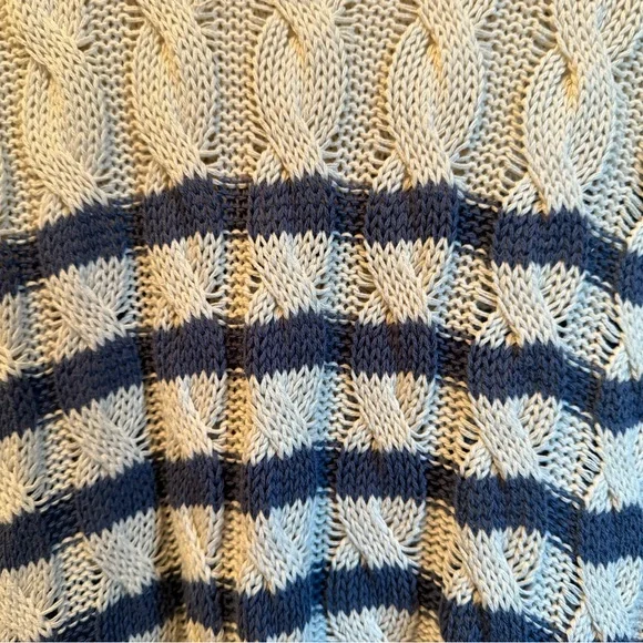 AE Long Weekend Crew Neck Striped Sweater Blue and Cream Size Large‎ - Picture 4 of 6